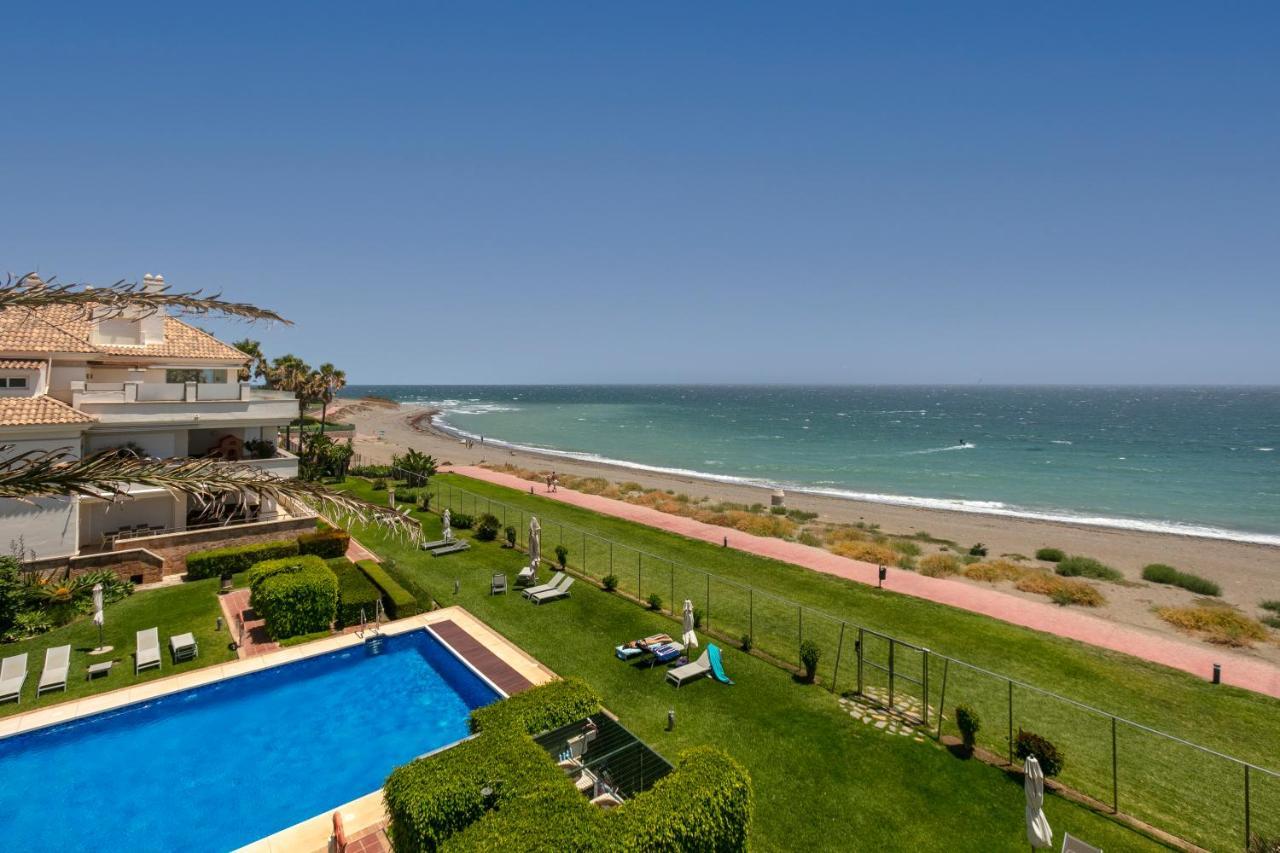 Heaven Beach Apartment 405 Estepona Bagian luar foto