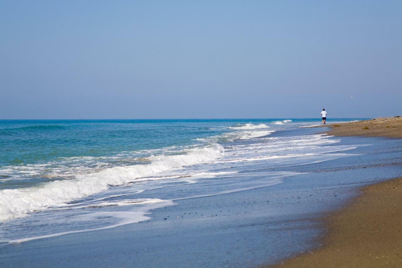 Heaven Beach Apartment 405 Estepona Bagian luar foto